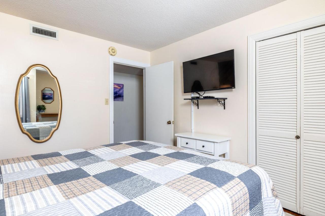 Wow Views!!-Mountain Escape-Outdoor Pool-Close To Downtown-Wifi-Cable-Private Balcony 개틀린버그 외부 사진