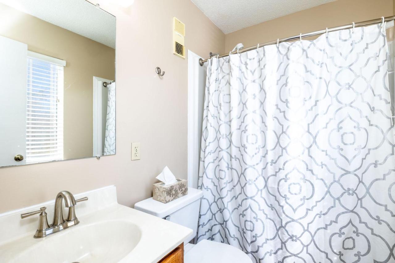 Wow Views!!-Mountain Escape-Outdoor Pool-Close To Downtown-Wifi-Cable-Private Balcony 개틀린버그 외부 사진